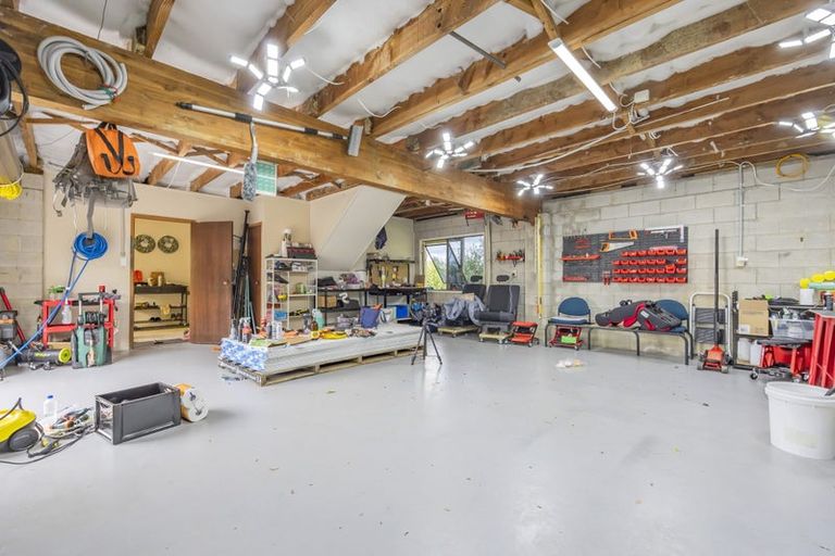 Photo of property in 48a Woodlands Crescent, Browns Bay, Auckland, 0630