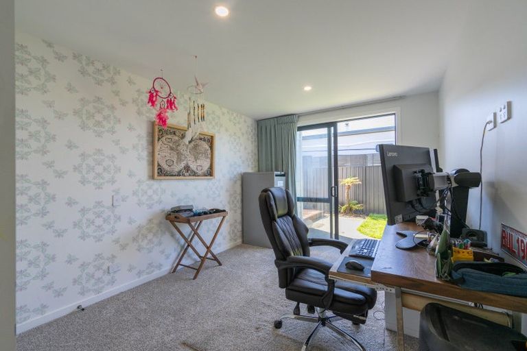 Photo of property in 28 Burnby Drive, Te Anau, 9679