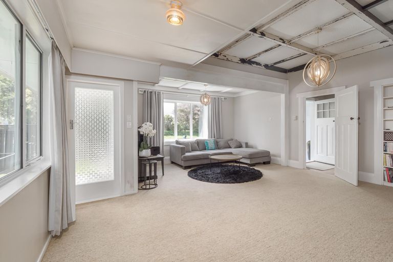 Photo of property in 19 Williams Street, Cambridge, 3434