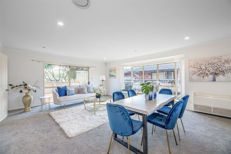 Photo of property in 8 Brookwood Drive, Henderson, Auckland, 0612