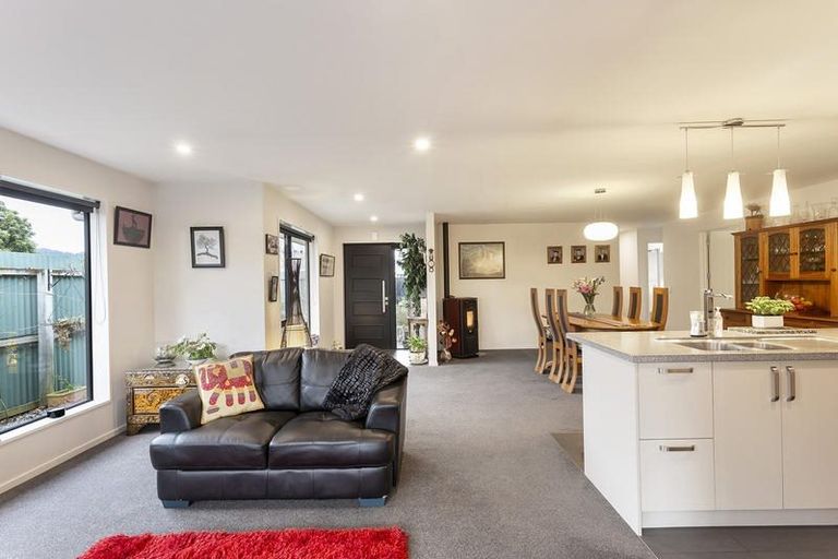 Photo of property in 13c Wickliffe Street, Mosgiel, 9024
