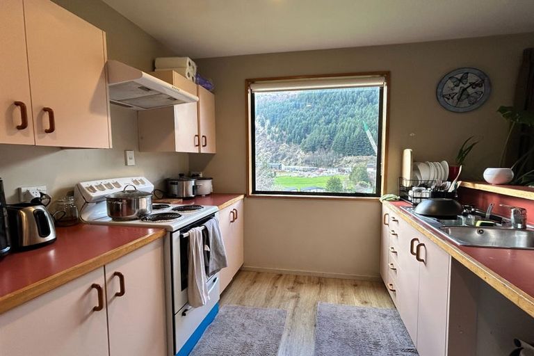 Photo of property in 1a Reavers Lane, Queenstown, 9300