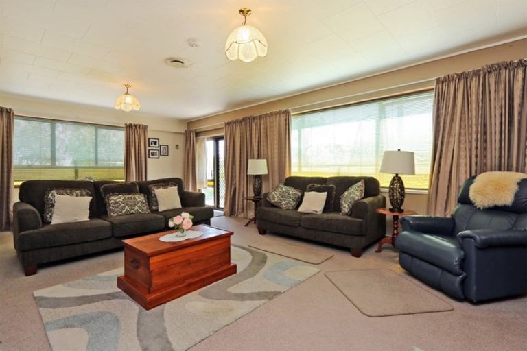 Photo of property in 3 Russell Street, Waipukurau, 4200