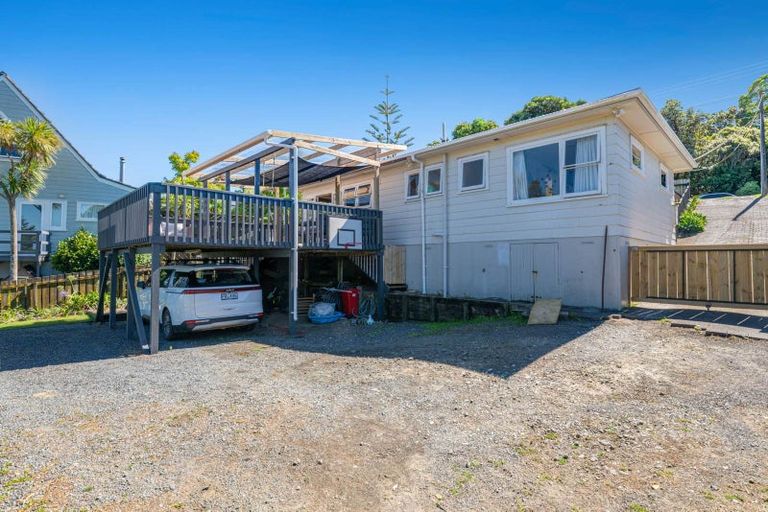 Photo of property in 245 Vipond Road, Stanmore Bay, Whangaparaoa, 0932