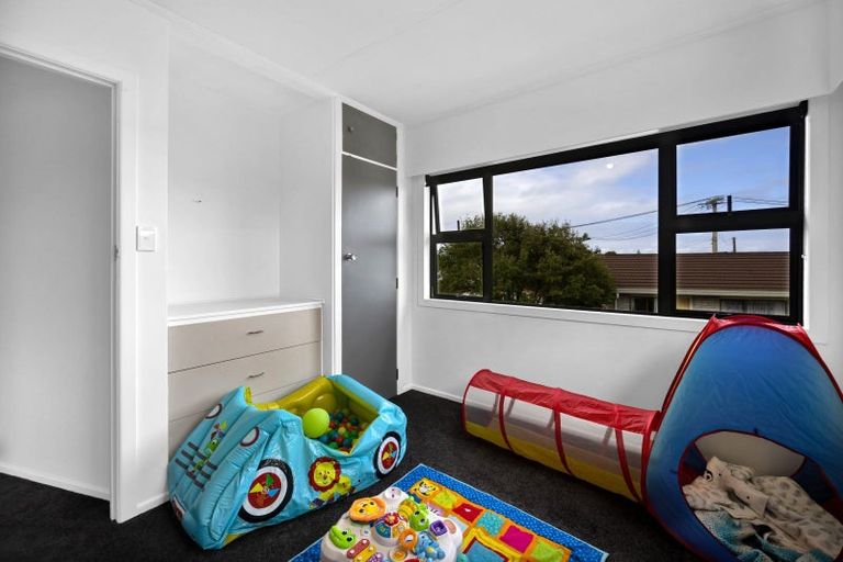 Photo of property in 35 Collins Street, Hawera, 4610