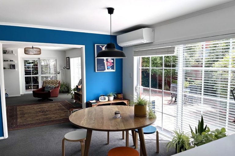 Photo of property in 1/50 Saint Andrews Square, Strowan, Christchurch, 8052