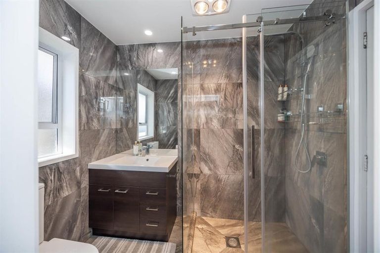 Photo of property in 47 Vardon Road, St Andrews, Hamilton, 3200