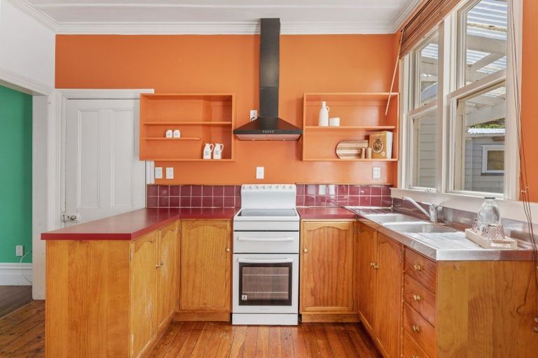 Photo of property in 17 Ventnor Street, Mornington, Dunedin, 9011