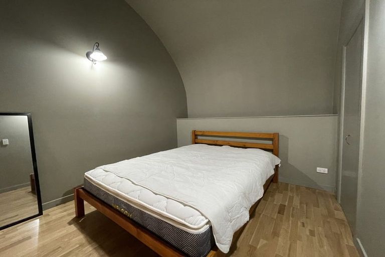 Photo of property in 255 Rattray Street, Dunedin Central, Dunedin, 9016