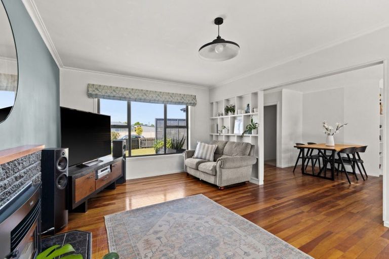 Photo of property in 38 Downing Avenue, Pirimai, Napier, 4112