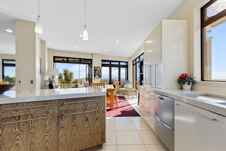 Photo of property in 1 Stonewall Place, Huntsbury, Christchurch, 8022