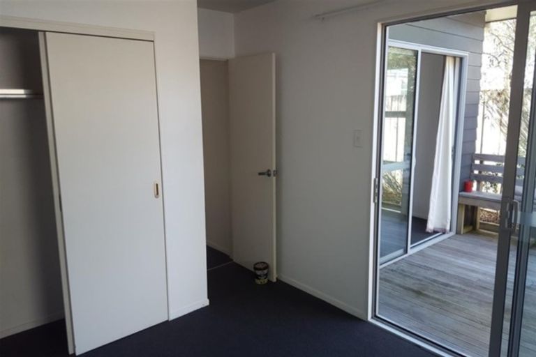 Photo of property in 5a Atiawa Street, Glen Avon, New Plymouth, 4312
