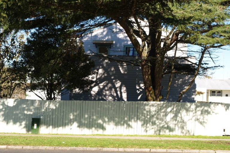 Photo of property in 130 Buckland Road, Mangere East, Auckland, 2024