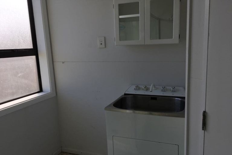 Photo of property in 8 Maire Street, Inglewood, 4330