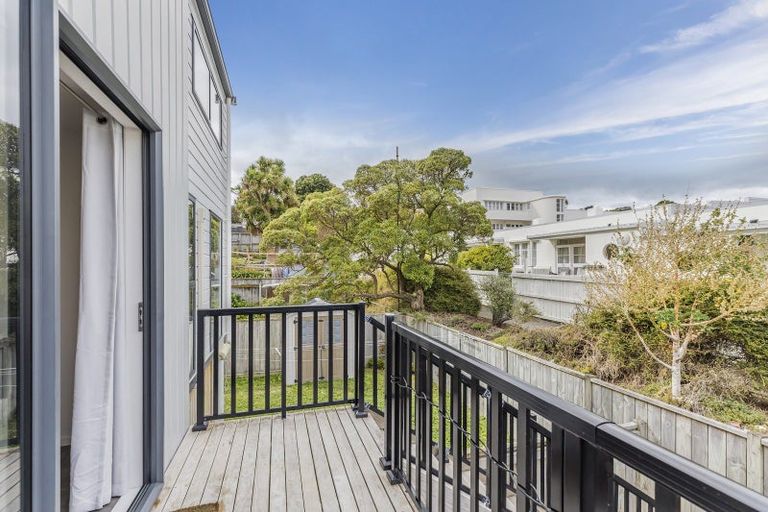 Photo of property in 77b Herald Street, Berhampore, Wellington, 6023