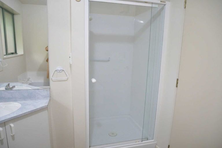 Photo of property in 263 Eastern Terrace, Sydenham, Christchurch, 8023