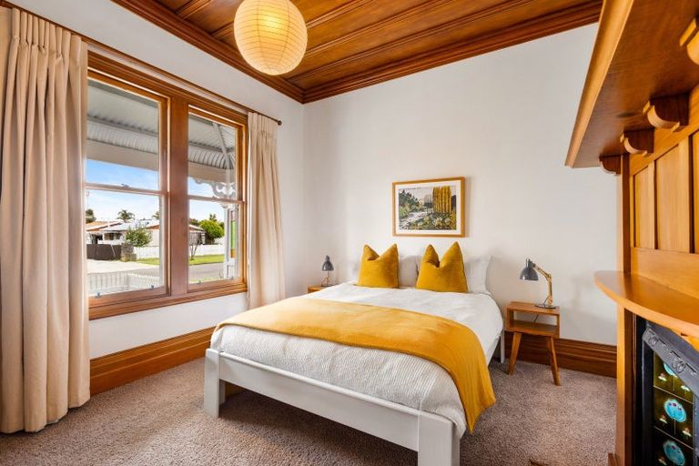 Photo of property in 6 Ashridge Road, Napier South, Napier, 4110