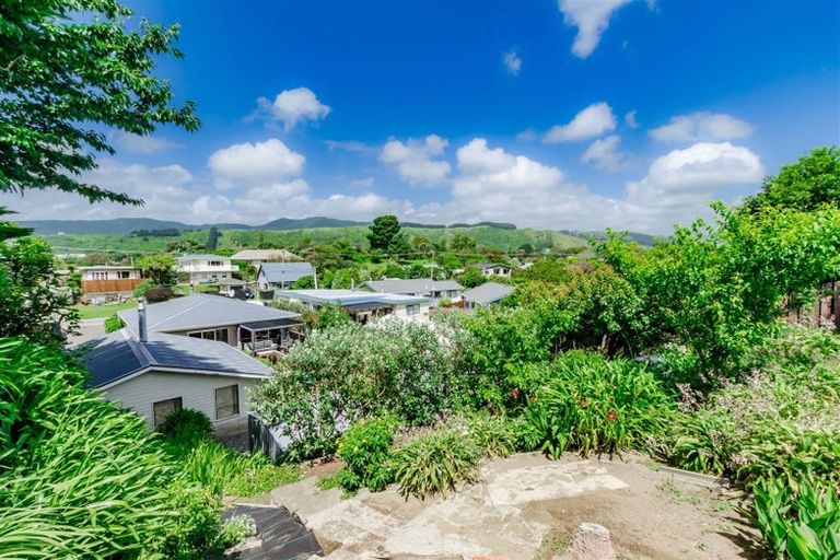 Photo of property in 10 Dale Road, Raumati South, Paraparaumu, 5032