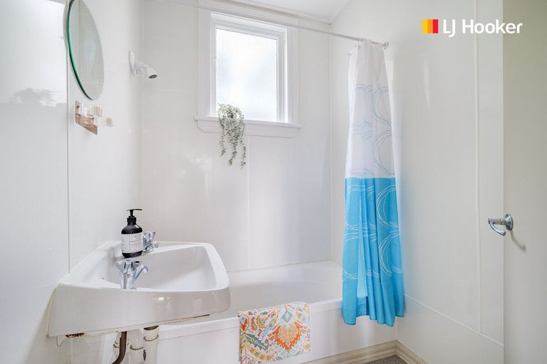 Photo of property in 49 Russell Street, Dunedin Central, Dunedin, 9016