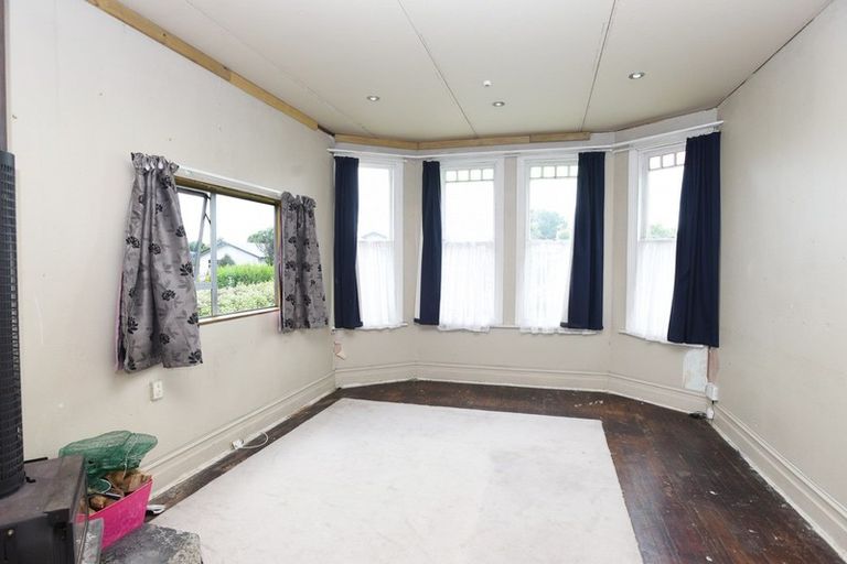 Photo of property in 27 Collingwood Street, Strathern, Invercargill, 9812