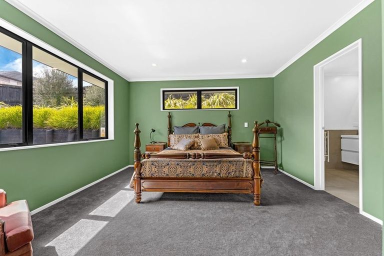 Photo of property in 135 Harriet Johnston Drive, Pokeno, 2402