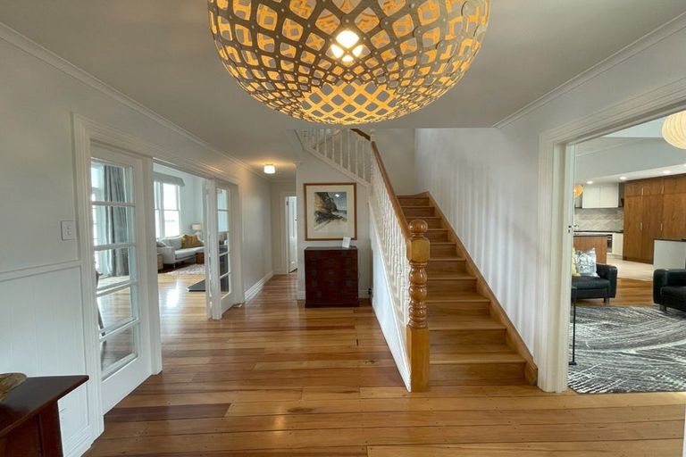 Photo of property in 11 Colenso Avenue, Hospital Hill, Napier, 4110