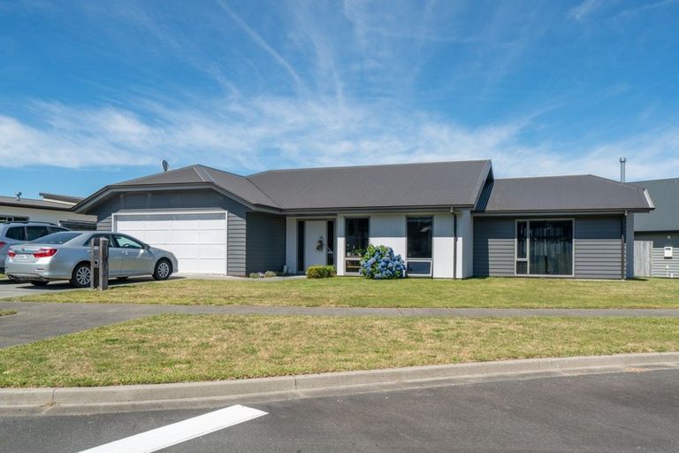 Photo of property in 120 Victory Drive, Wharewaka, Taupo, 3330