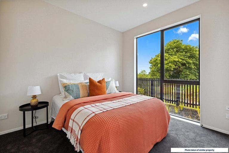 Photo of property in 43 Puhikawa Street, Massey, 0614