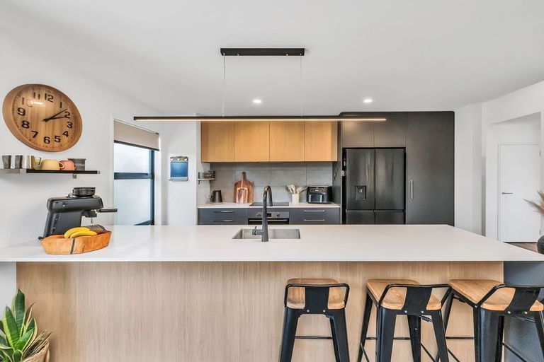 Photo of property in 17 Burrow Street, Rolleston, 7614