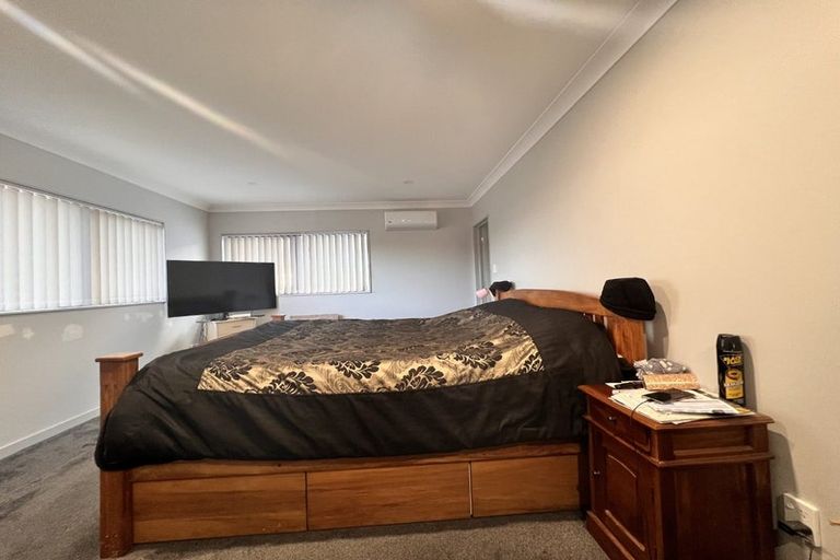 Photo of property in 6b Rippleside Place, Pahurehure, Papakura, 2113