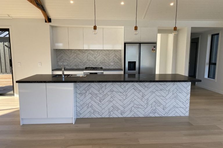 Photo of property in 2 Chimney Lane, Jacks Point, Queenstown, 9371