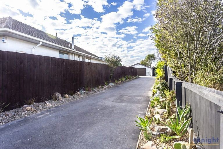 Photo of property in 30 Woodgrove Avenue, North New Brighton, Christchurch, 8083