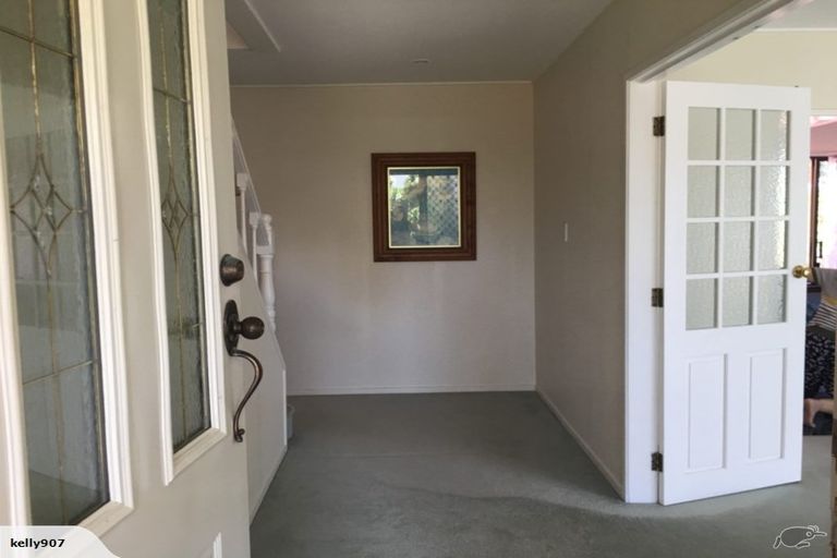 Photo of property in 16 Oliver Twist Avenue, Mellons Bay, Auckland, 2014