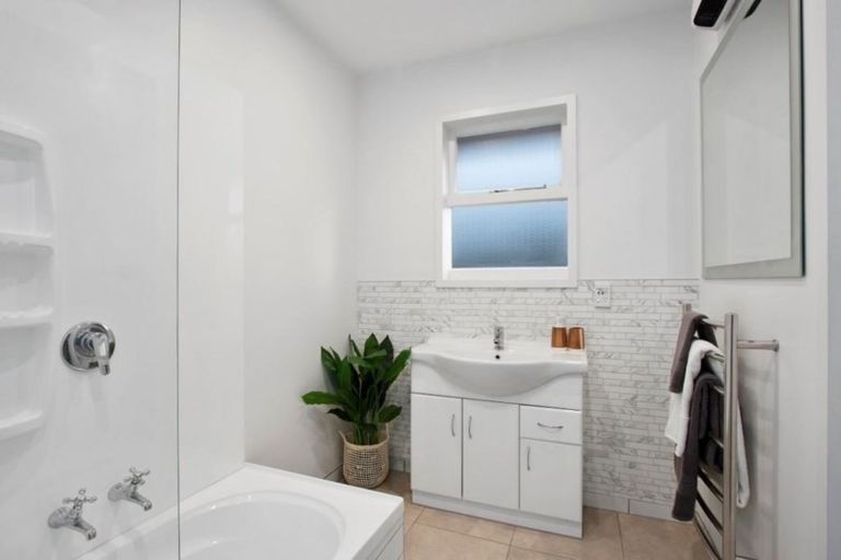 Photo of property in 197 Greers Road, Bryndwr, Christchurch, 8053