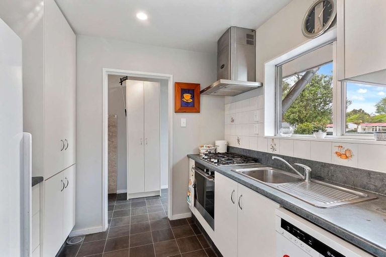 Photo of property in 2/12 Kawau Crescent, Bromley, Christchurch, 8062