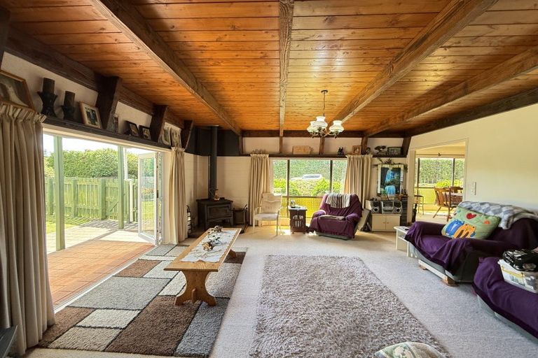 Photo of property in 7 Joll Street, Waitara, 4383