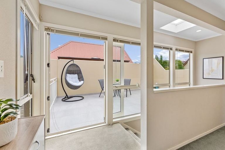 Photo of property in 2/137 Lakeside Drive, Orewa, 0931