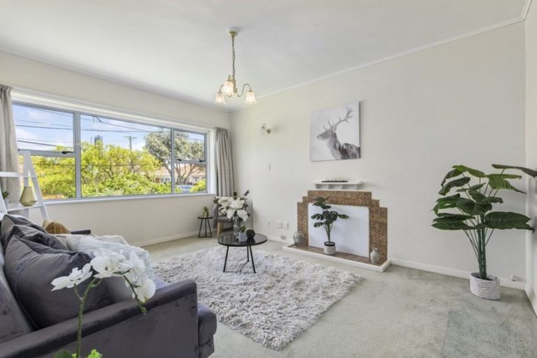 Photo of property in 22 Bell Road, Waiwhetu, Lower Hutt, 5010