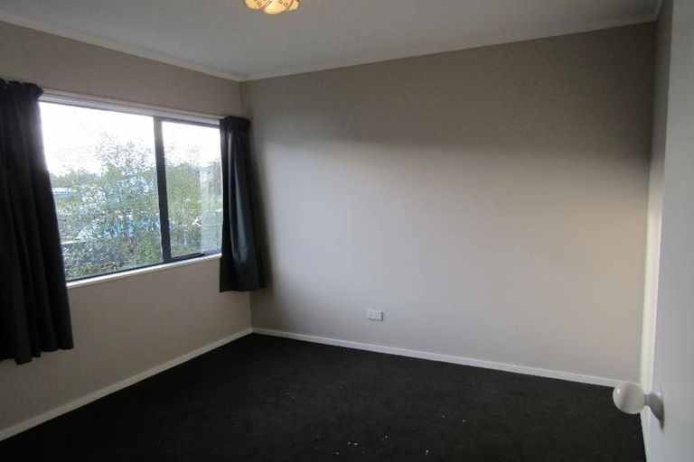 Photo of property in 2/29 Kiddle Drive, Hilltop, Taupo, 3330
