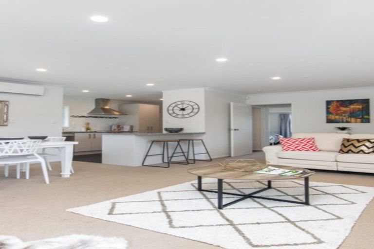 Photo of property in 3/14 Trafalgar Road, Milford, Auckland, 0620