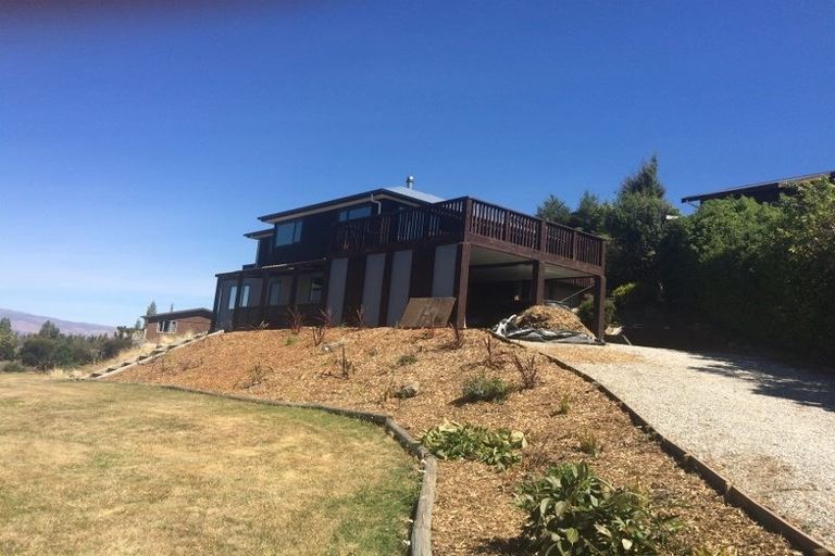 Photo of property in 15 Drake Place, Lake Hawea, Wanaka, 9382