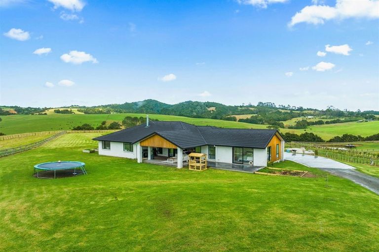 Photo of property in 183a Gumtown Road, Te Kamo, Kamo, 0185