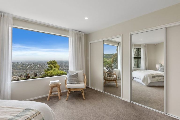 Photo of property in 5 Vista Place, Huntsbury, Christchurch, 8022