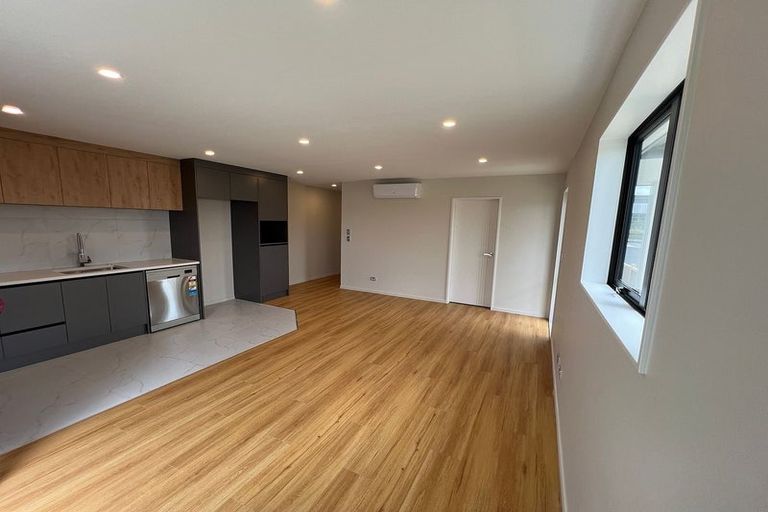 Photo of property in 12 Rorotu Avenue, Karaka, Papakura, 2113