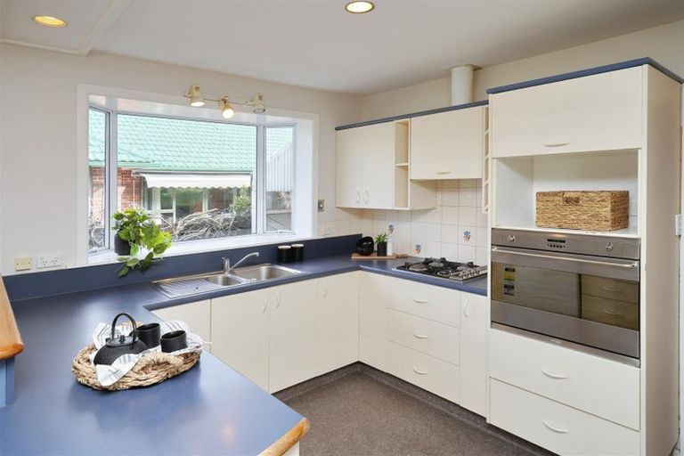 Photo of property in 18 Longmuir Street, Ilam, Christchurch, 8041
