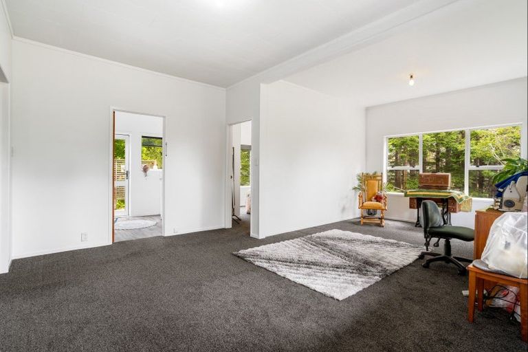 Photo of property in 115 Chevron Crescent, Whangamata, 3620