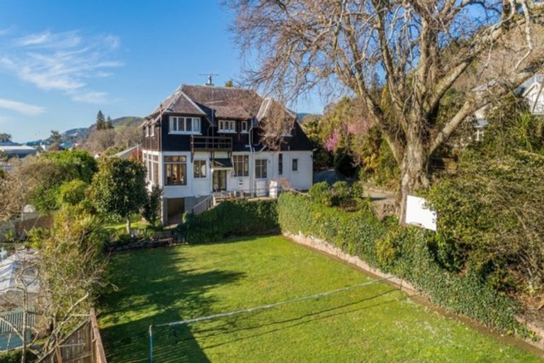 Photo of property in 16 Ngatitama Street, Nelson South, Nelson, 7010