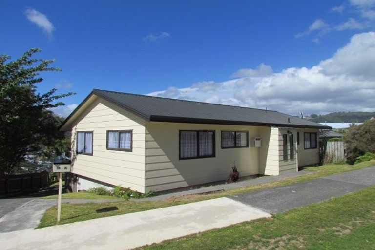 Photo of property in 14a Fenchurch Grove, Stokes Valley, Lower Hutt, 5019