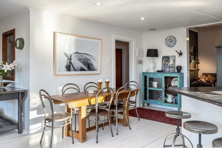 Photo of property in 33 Daniel Street, Martinborough, 5711