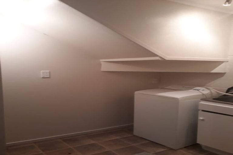 Photo of property in Whitehall Flats, 6/35 Malfroy Road, Victoria, Rotorua, 3010